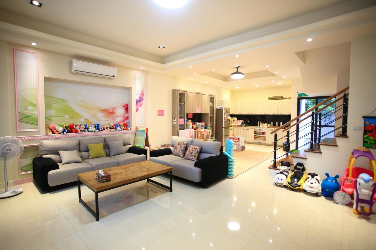 Childlike Innocence Homestay Hualien Eksteriør billede